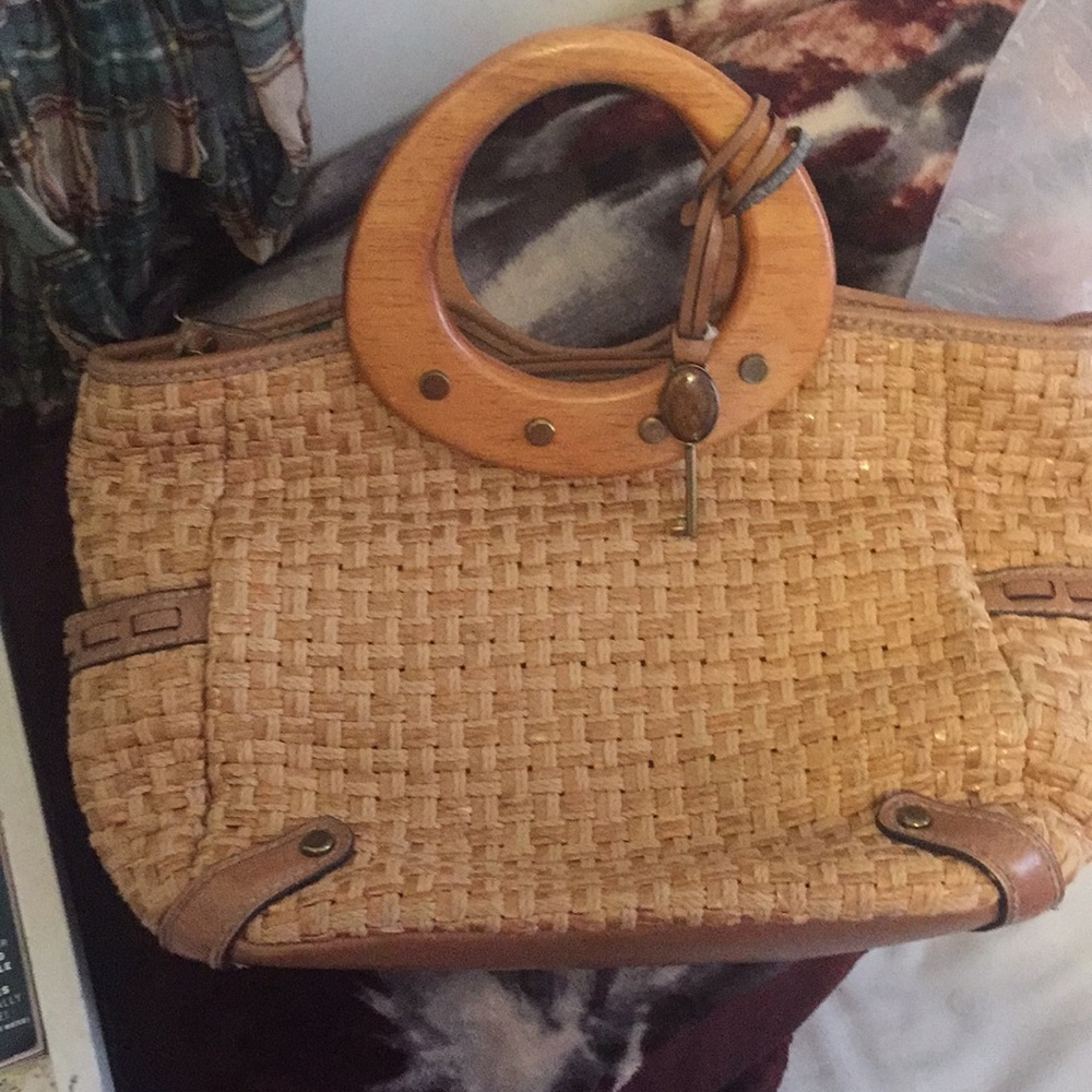 Great condition fossil handbag open to offers - Picture 4 of 6